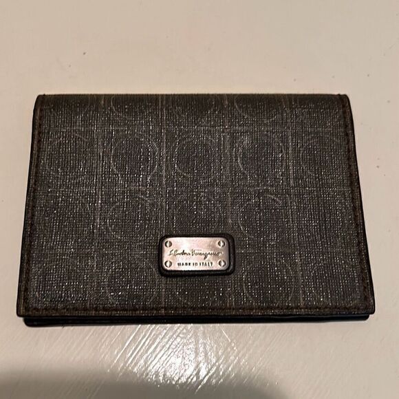 Salvatore Ferragamo Men's Foldover ID Case Holder Brown Leather Logo Embossed - Picture 1 of 8